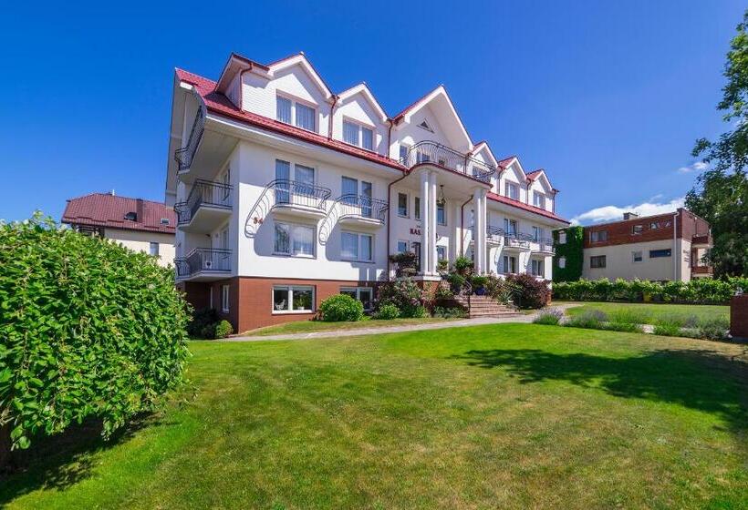 تختخواب و صبحانه La Residence Kasandra