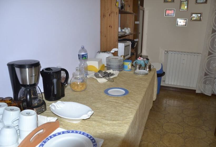 تختخواب و صبحانه Mel Affittacamere