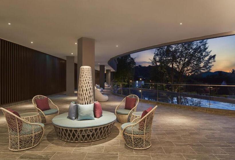 ホテル Aloft Langkawi Pantai Tengah