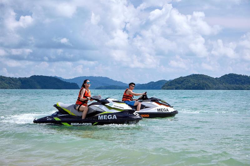 ホテル Aloft Langkawi Pantai Tengah