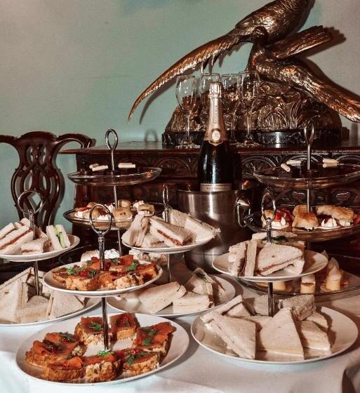 فندق Belleek Castle, Ballina