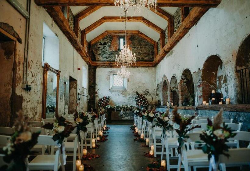 فندق Belleek Castle, Ballina