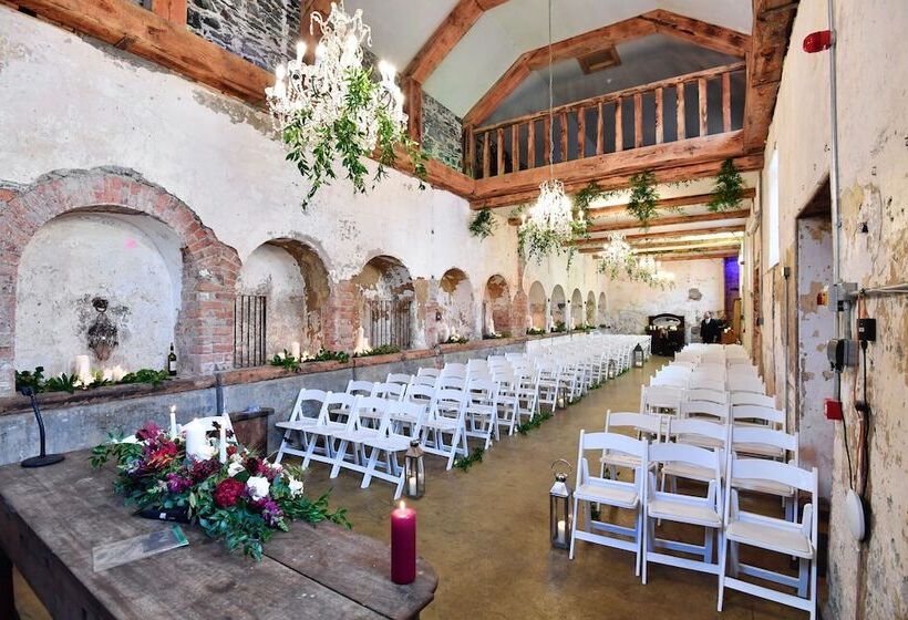 فندق Belleek Castle, Ballina