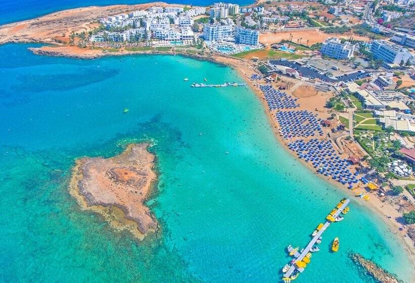 Chrysomare Beach Hotel & Resort