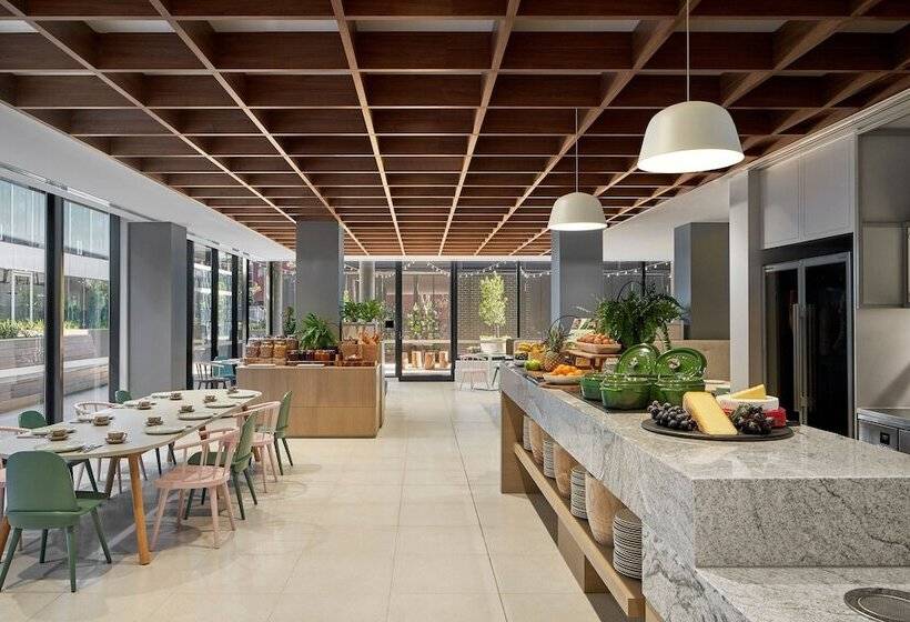 هتل Element Melbourne Richmond