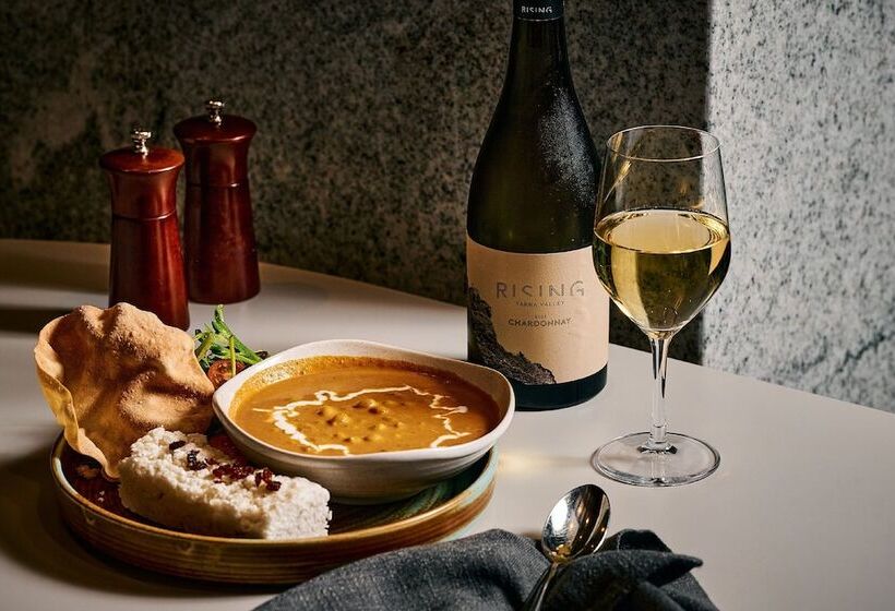 هتل Element Melbourne Richmond