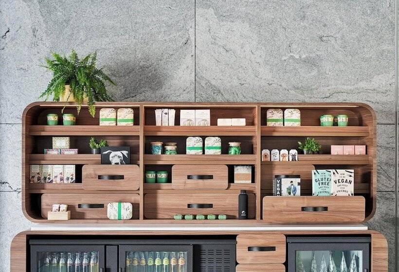 هتل Element Melbourne Richmond