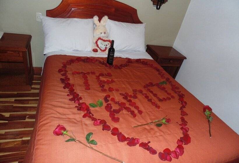 ホテル Inka Andina