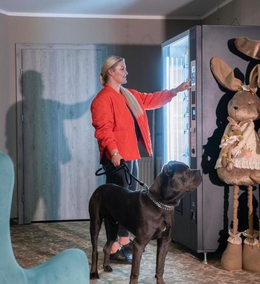 בית מלון כפרי Max Health Resort Spa