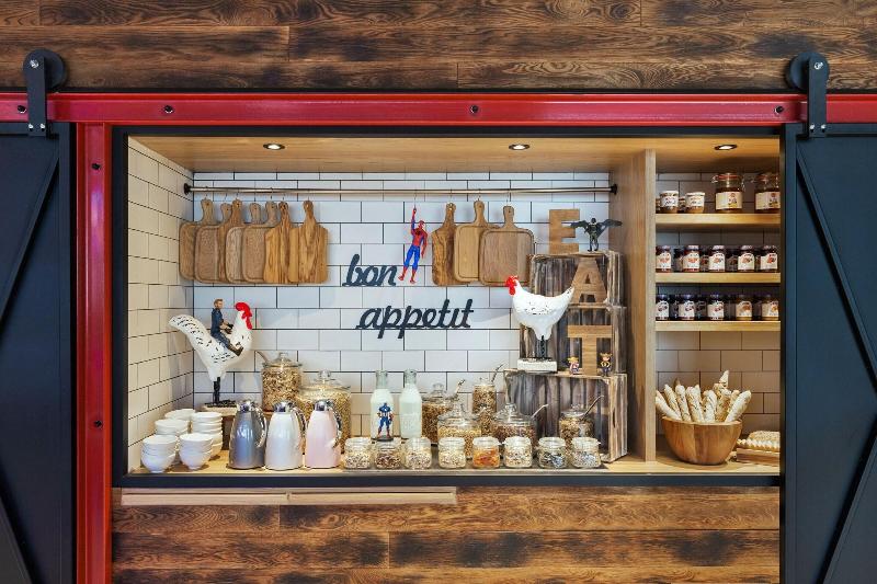 هتل Moxy Katowice Airport