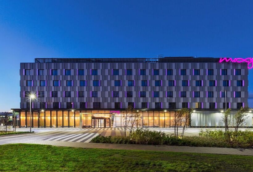هتل Moxy Katowice Airport
