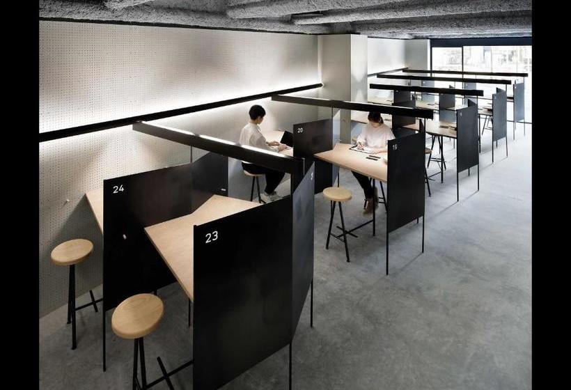 Otel Nine Hours Kamata