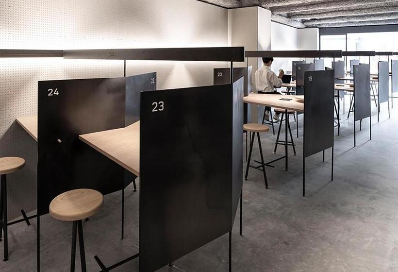 Otel Nine Hours Kamata