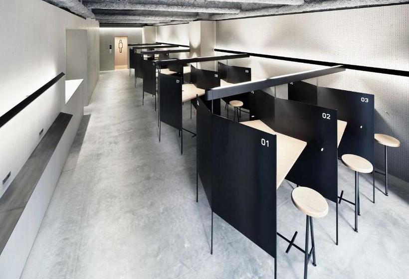 Otel Nine Hours Kamata