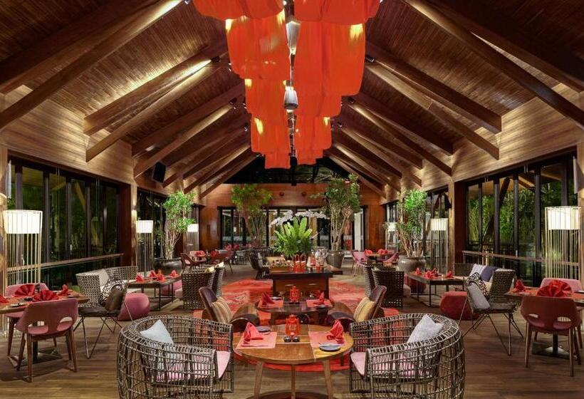 호텔 Pullman Ciawi Vimala Hills Resort