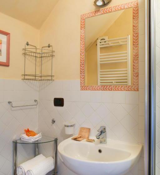 교외 호텔 Agriturismo Il Castagnolino