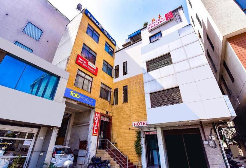 Fabhotel Polovictory Palace