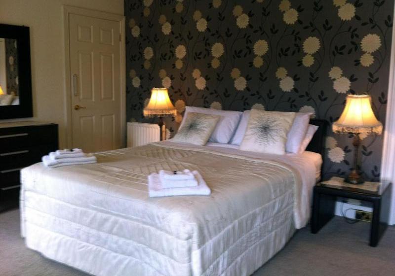 פנסיון Carlingford House Town House Accommodation A91 Ty06