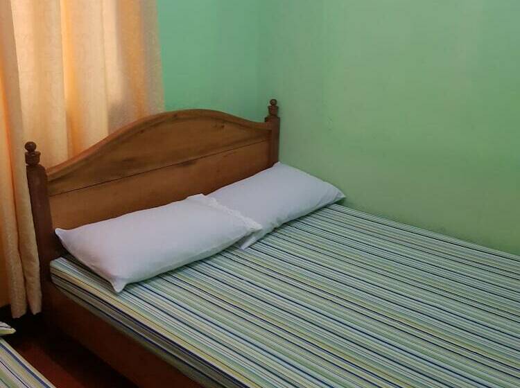 Pensiune Desiree S Lodge And Transient House, Baler Aurora