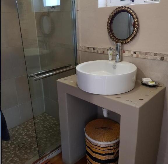 펜션 Zonnevanger Guesthouse