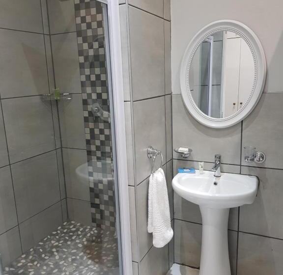 펜션 Zonnevanger Guesthouse