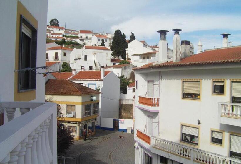 تختخواب و صبحانه Residencia Do Parque