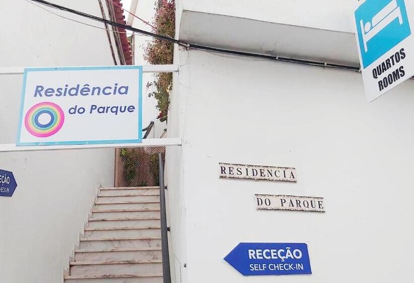 تختخواب و صبحانه Residencia Do Parque