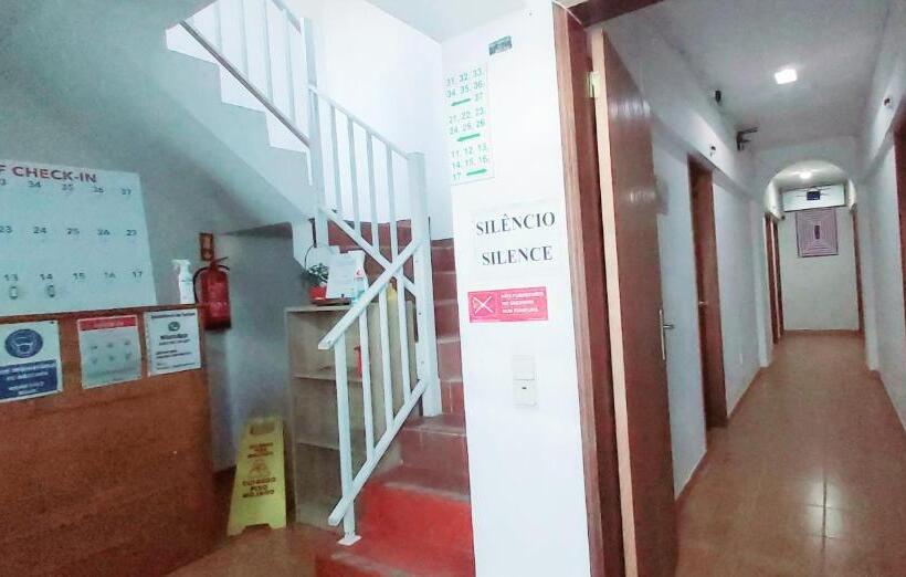 تختخواب و صبحانه Residencia Do Parque