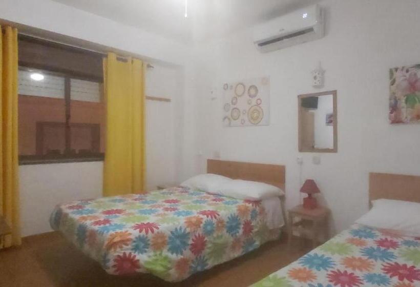 تختخواب و صبحانه Residencia Do Parque