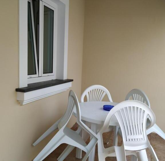 Costa & Isaias Apartamentos