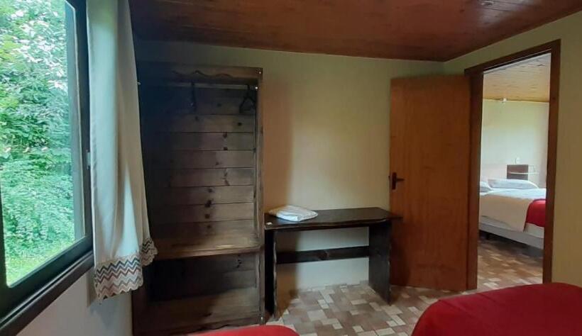 פונדק Refúgio Do Lago