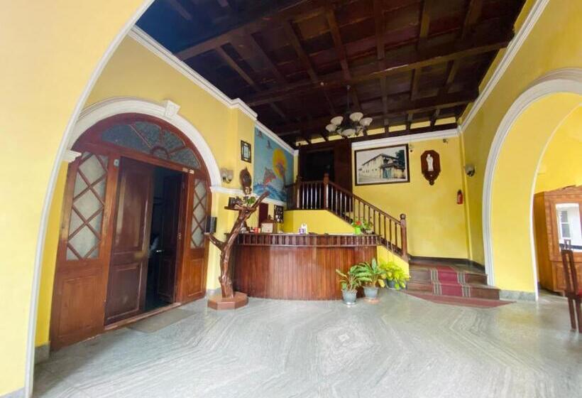 호텔 Ballard Bungallow