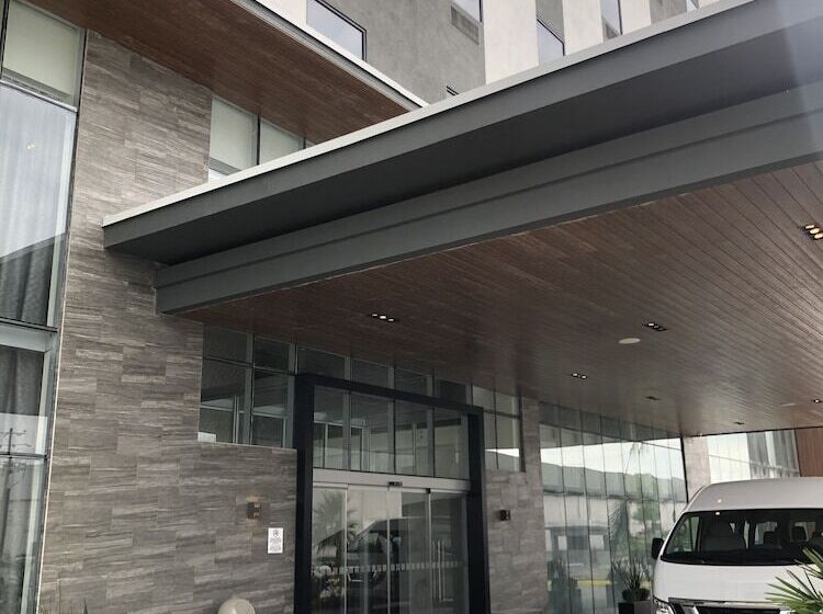 فندق Holiday Inn & Suites   Monterrey Apodaca Zona Airport, An Ihg