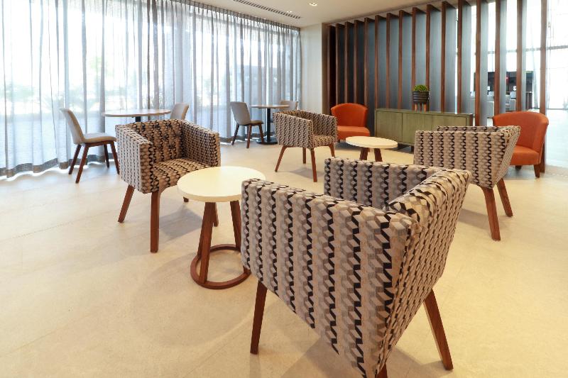 فندق Holiday Inn & Suites   Monterrey Apodaca Zona Airport, An Ihg