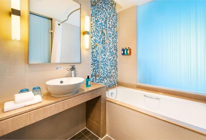 هتل Holiday Inn Express Macau City Centre, An Ihg