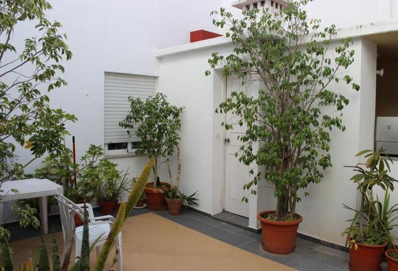 פנסיון Dom Fernando I