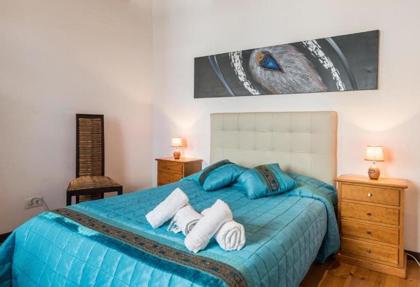 بنسيون Lagos Downtown Guesthouse