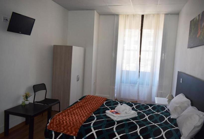 پانسیون Guest House Henrique Viii