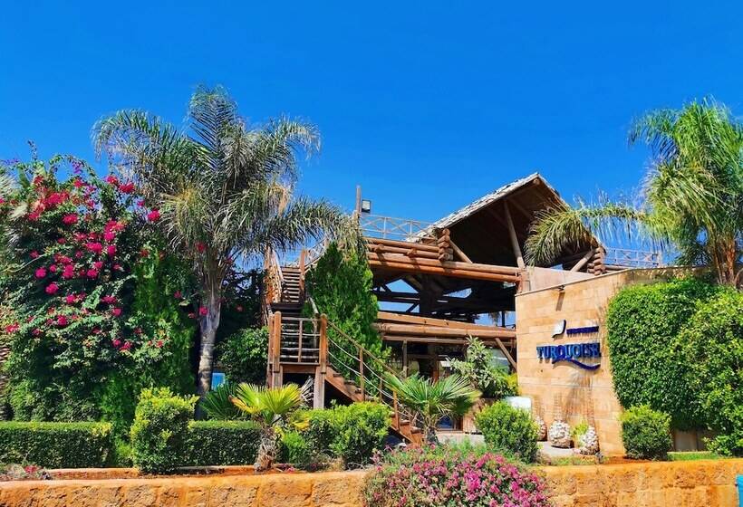 Turquoise Beach Resort