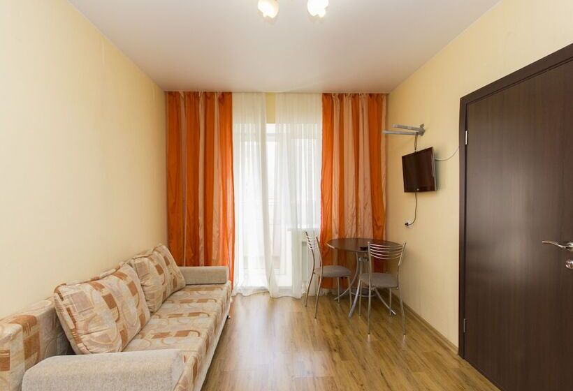 7 Floors Apart Hotel Tyumen Centre