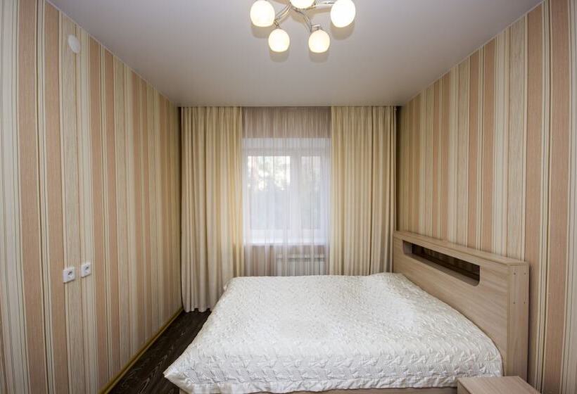 7 Floors Apart Hotel Tyumen Centre