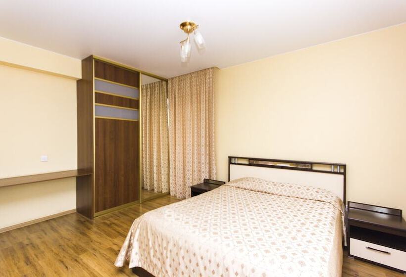 7 Floors Apart Hotel Tyumen Centre