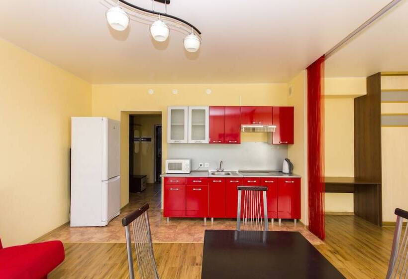 7 Floors Apart Hotel Tyumen Centre