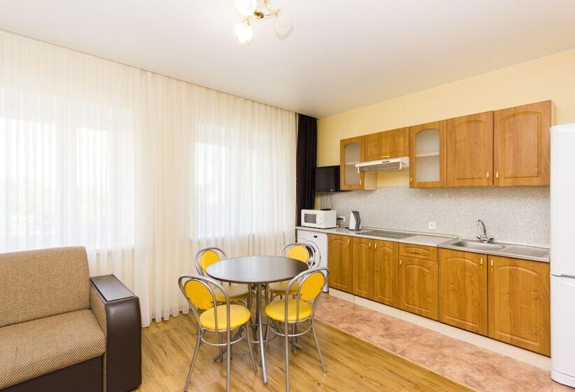 7 Floors Apart Hotel Tyumen Centre