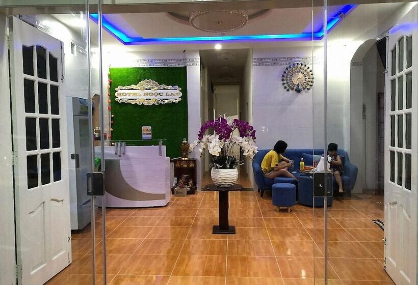 Aha Ngoc Lan Hotel Con Dao