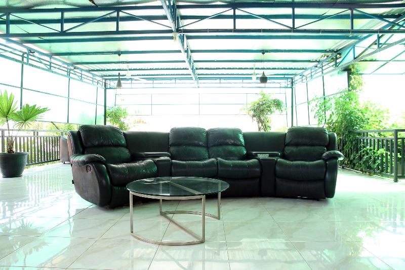 ユースホステル Wisma Malawen By Oyo Rooms