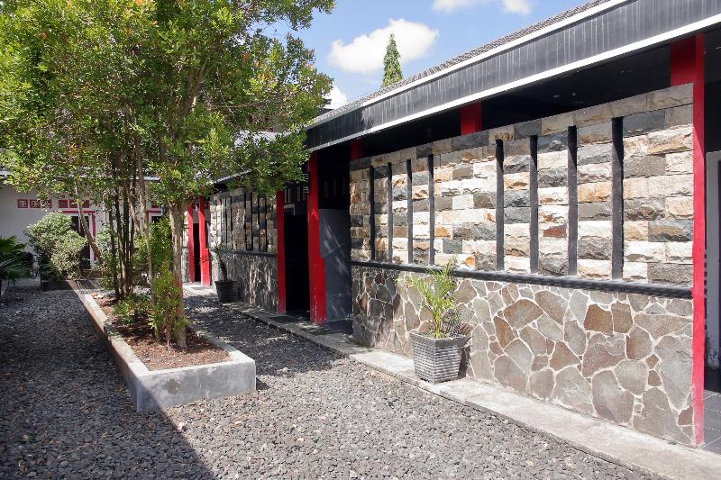 ユースホステル Wisma Malawen By Oyo Rooms