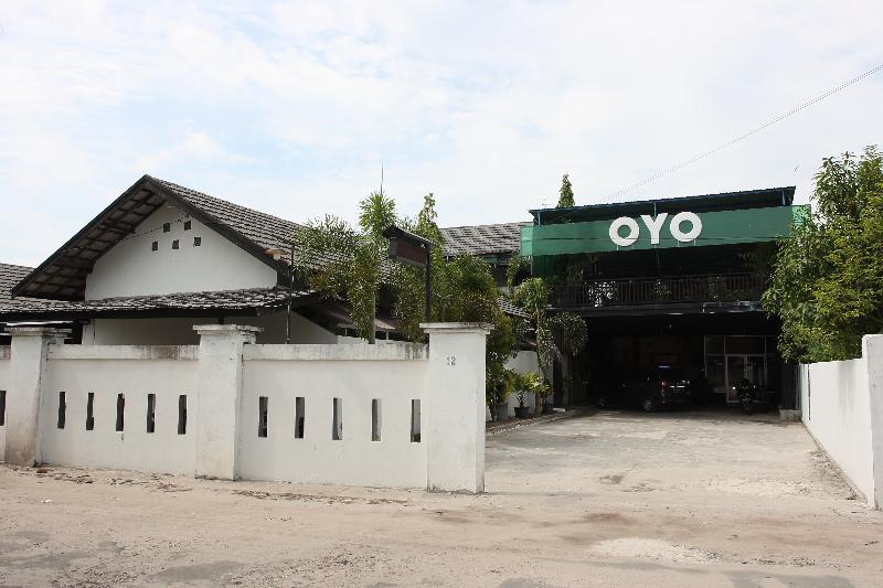 ユースホステル Wisma Malawen By Oyo Rooms