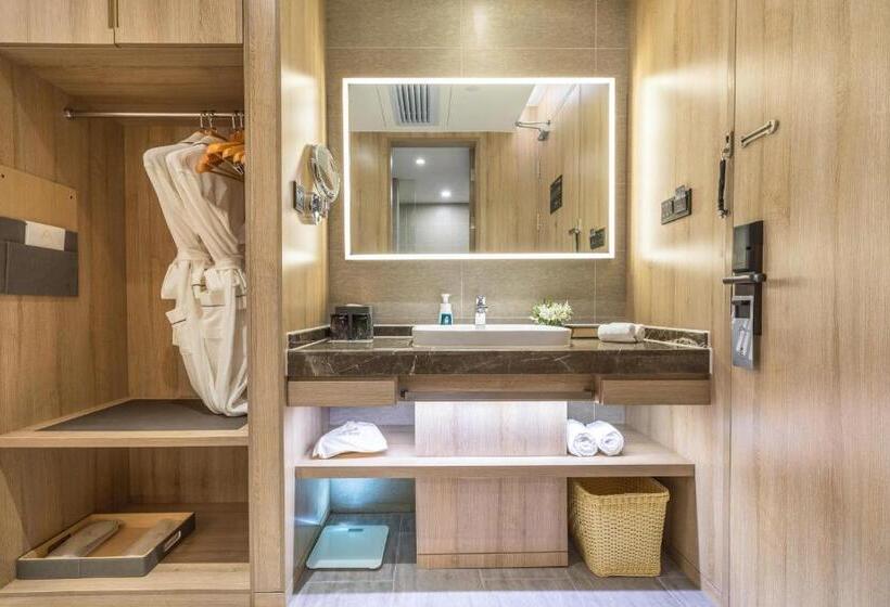 Atour Hotel Guangzhou Jiangtai Road Station