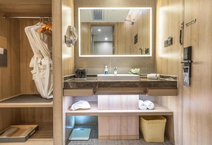 Atour Hotel Guangzhou Jiangtai Road Station